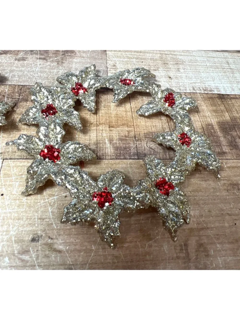2 Acrylic Plastic Wreath Christmas Ornaments 5